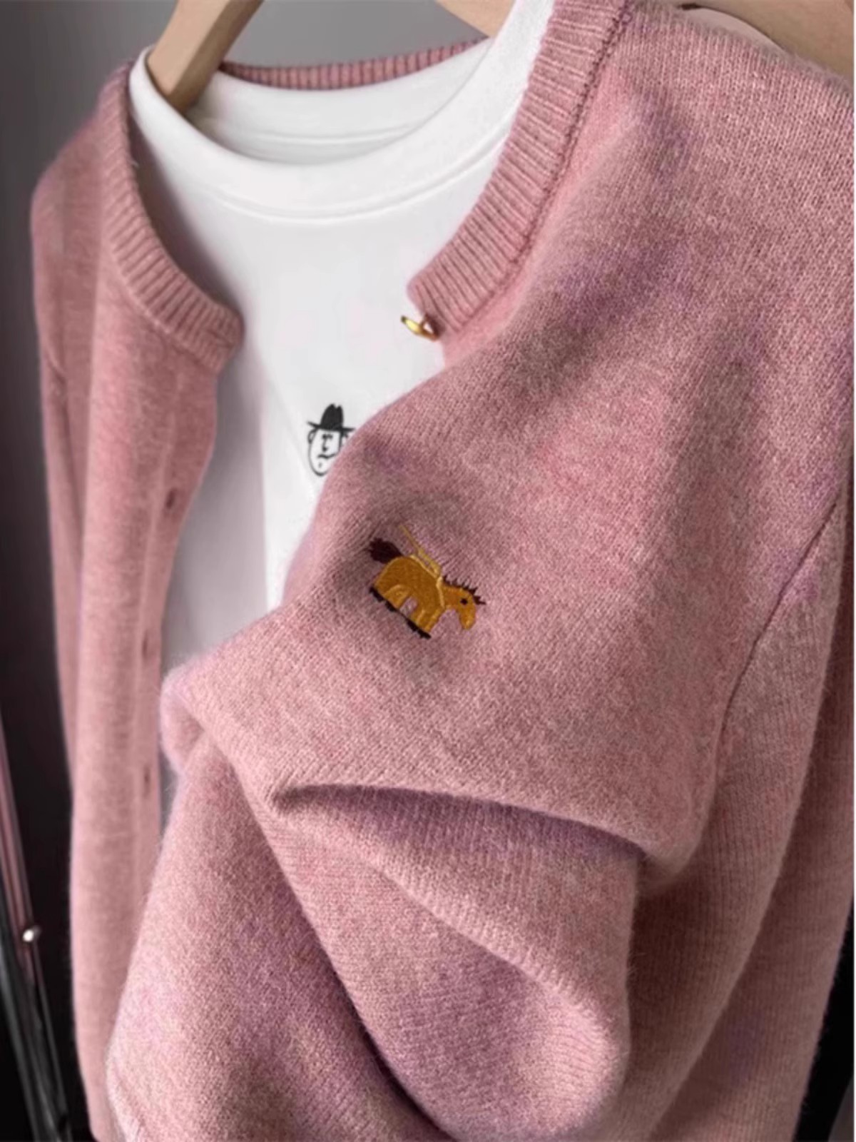 Women's Lazy Style Round Neck Pony Embroidery Wool Knit Cardigan Korean Fall Winter Loose Fit Top