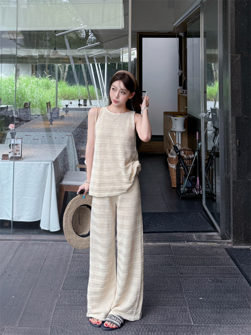 Women's Summer Knit Sleeveless Top and Pants Set - Tencel Linen Blend