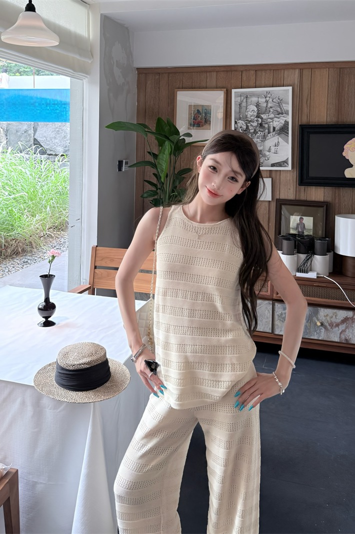 Women's Summer Knit Sleeveless Top and Pants Set - Tencel Linen Blend - Image 5