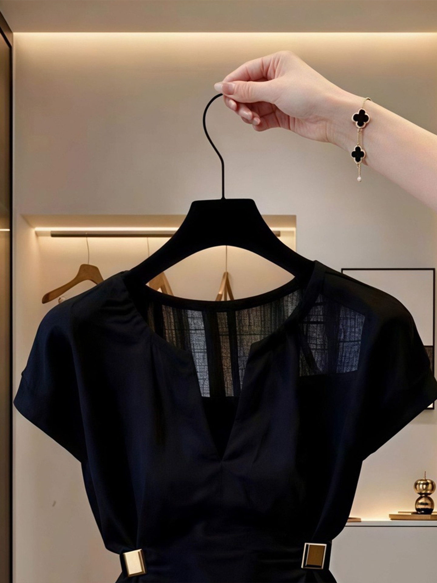 Black V-Neck Metal Button Waist-Cinched Short Sleeve Shirt Women 2026 Summer French Commuter Top - Image 3